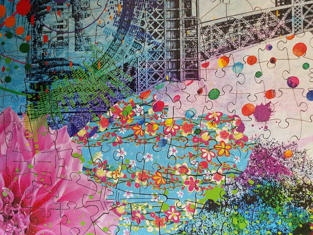 Eiffel Tower, Paris - Wentworth Wooden Puzzles puzzle collectible [Barcode 6050265374143] - Main Image 2