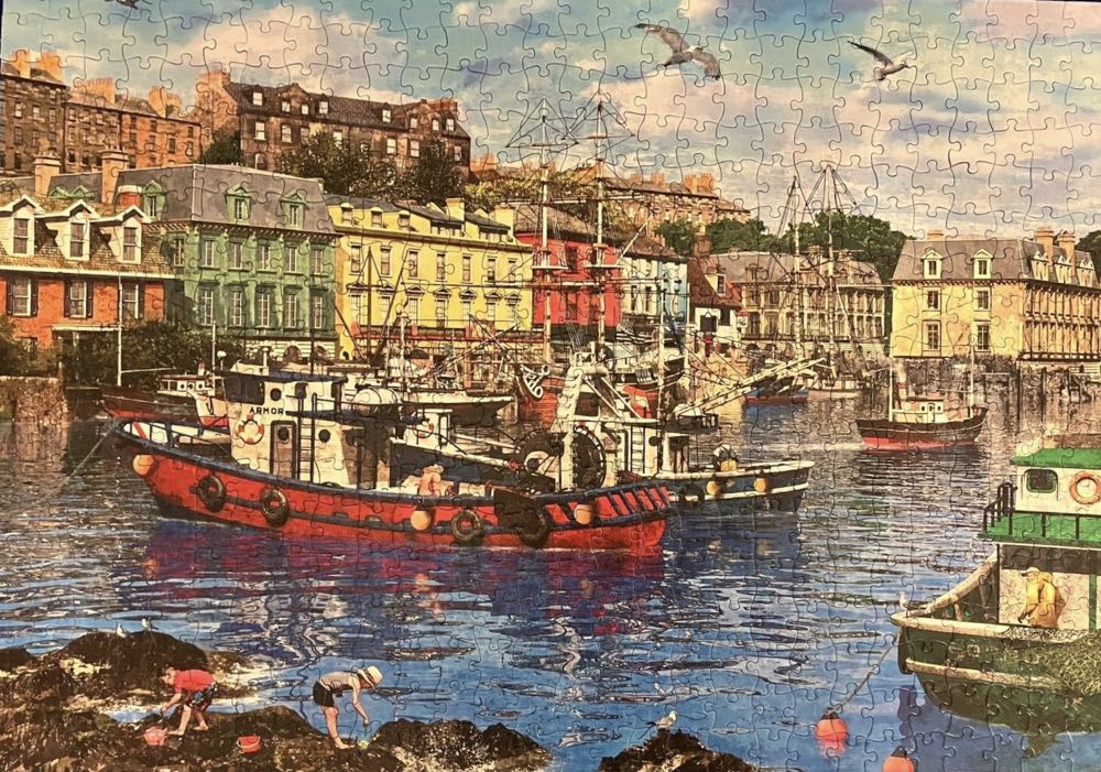 Cobh Harbour 🟦 - Gibsons puzzle collectible [Barcode 5012269035193] - Main Image 3