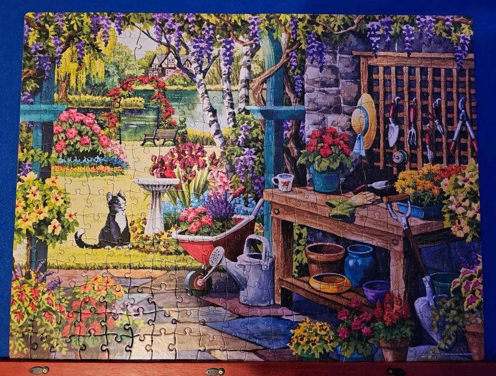 The Pottering Bench - Spin Master Puzzles puzzle collectible [Barcode 778988428146] - Main Image 2