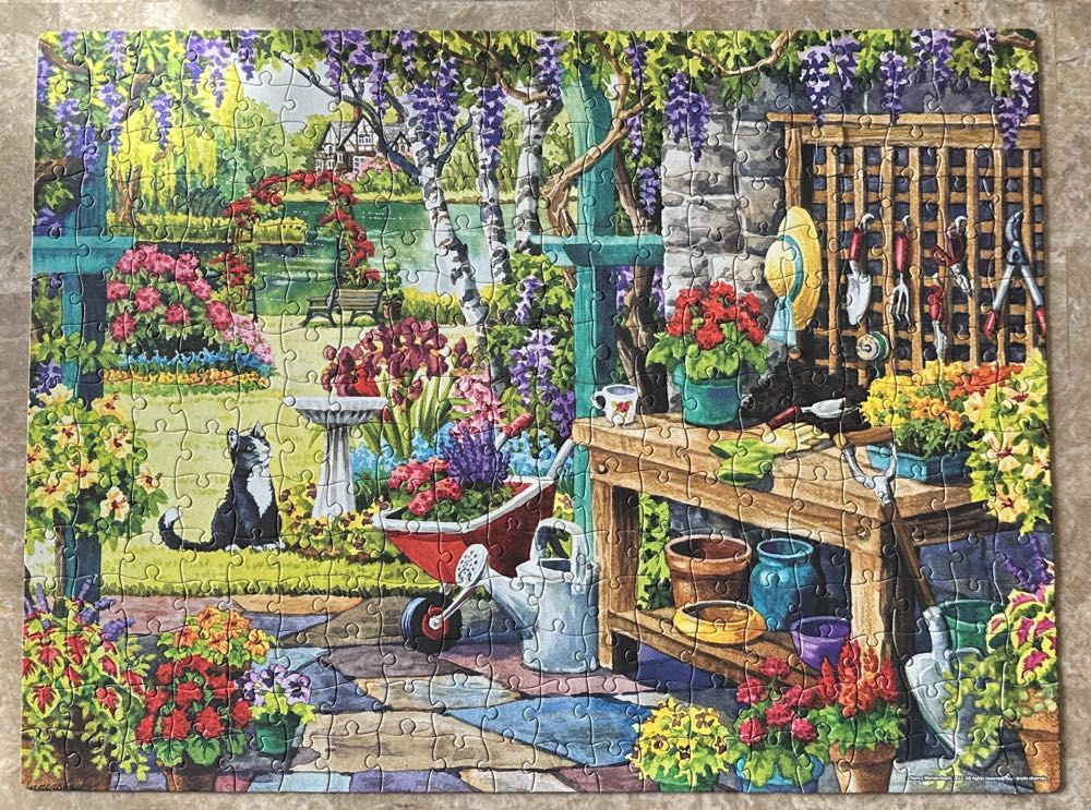 The Pottering Bench - Spin Master Puzzles puzzle collectible [Barcode 778988428146] - Main Image 3