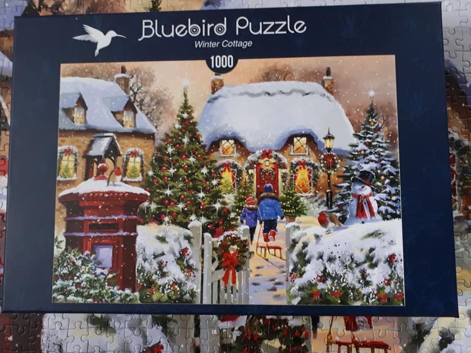Winter Cottage - Bluebird Puzzle puzzle collectible [Barcode 3663384700767] - Main Image 4