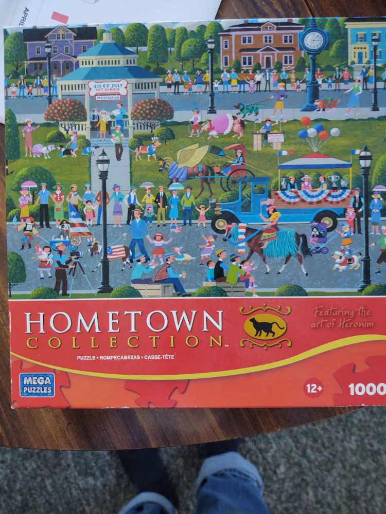 Pet Parade - Mega Puzzles puzzle collectible [Barcode 072348092009] - Main Image 1