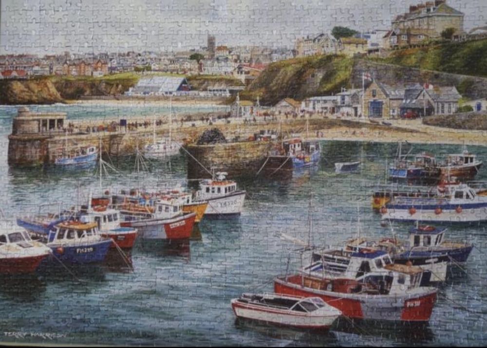 Newquay - Gibsons puzzle collectible - Main Image 3