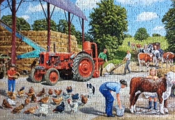 A Busy Farmyard - Gibsons puzzle collectible [Barcode 5012269031362] - Main Image 3