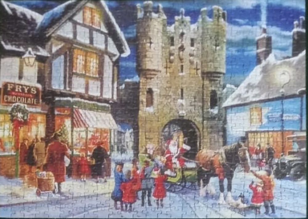 Christmas Collection - Gibsons puzzle collectible [Barcode 5012269050073] - Main Image 3