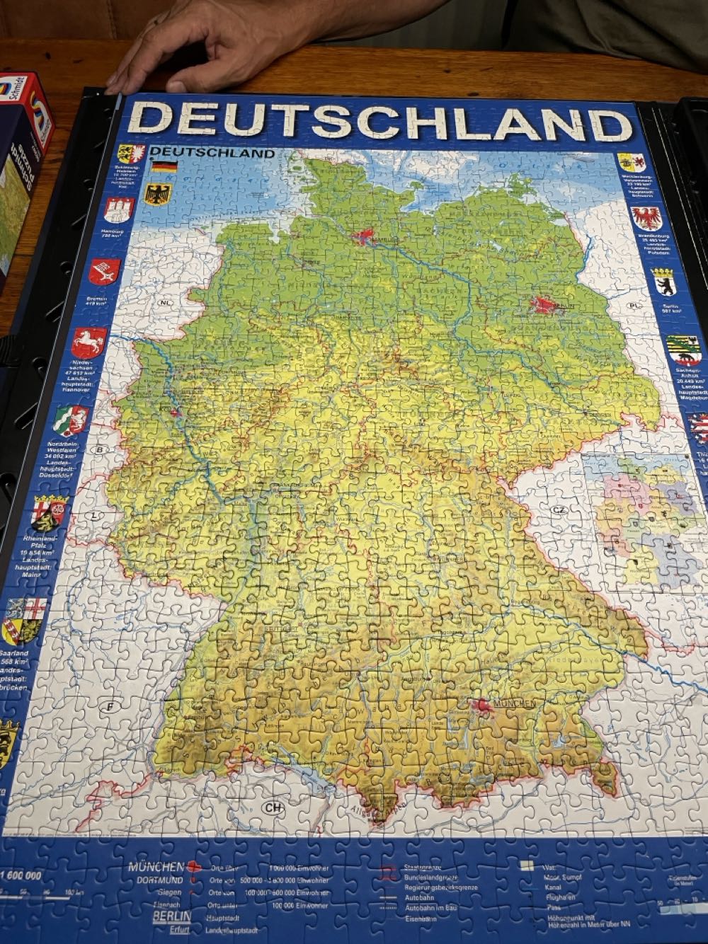 Map Of Germany - Schmidt🇩🇪 puzzle collectible [Barcode 4001504582876] - Main Image 2