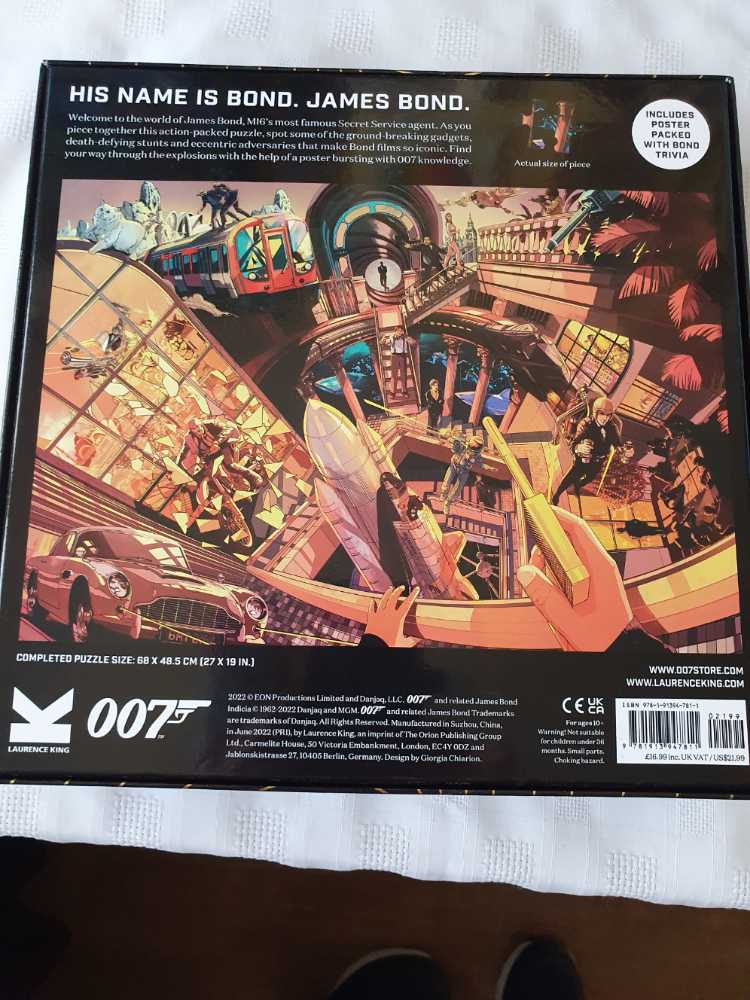 The World Of James Bond  - Laurence King Publishing puzzle collectible - Main Image 2