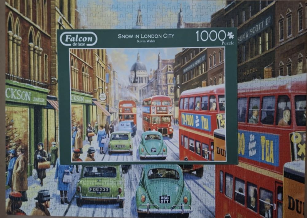 Snow In London City - Falcon de luxe puzzle collectible [Barcode 8710126111925] - Main Image 4