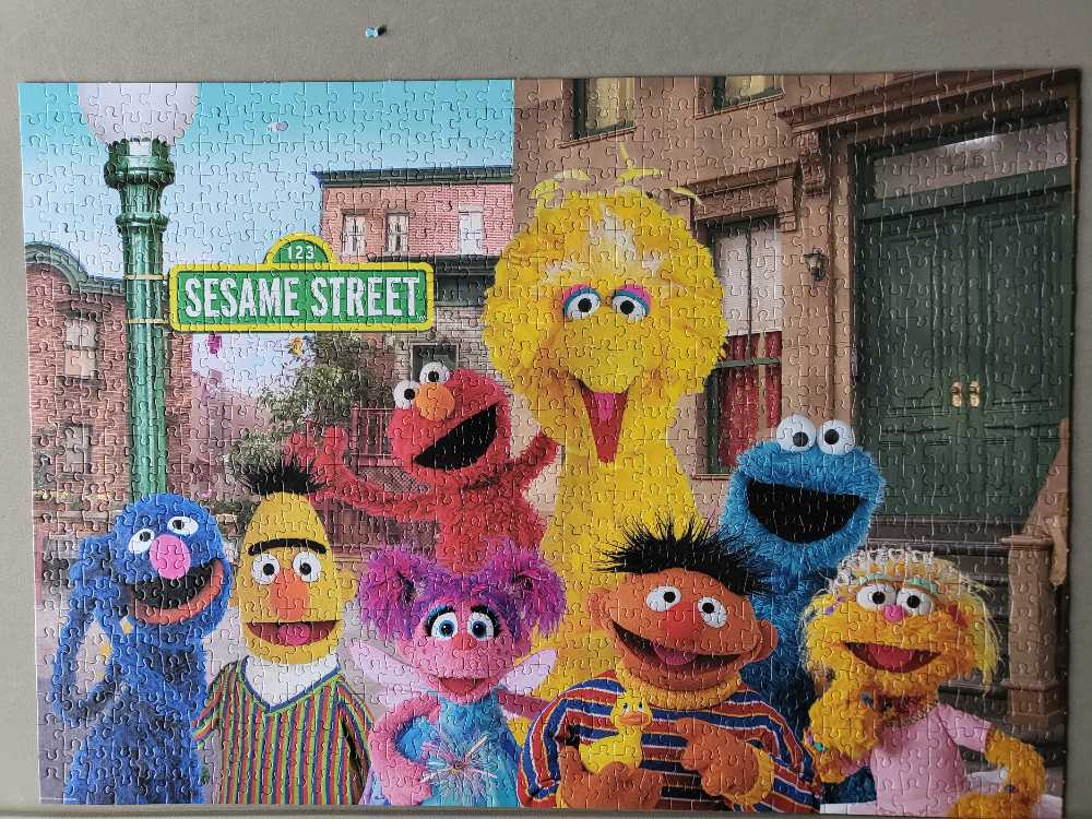 123 Sesame Street - Schmidt puzzle collectible [Barcode 4001504575748] - Main Image 2