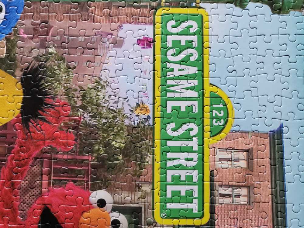 123 Sesame Street - Schmidt puzzle collectible [Barcode 4001504575748] - Main Image 4