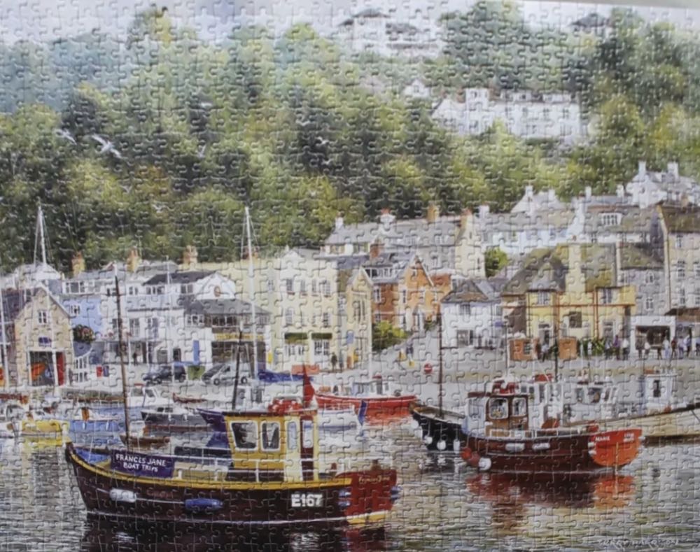 Lyme Regis - Gibsons puzzle collectible [Barcode 5012269050134] - Main Image 4