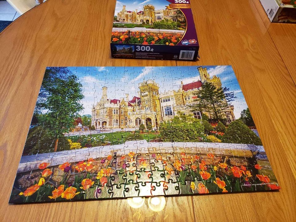 Castle - TCG Toys puzzle collectible - Main Image 2