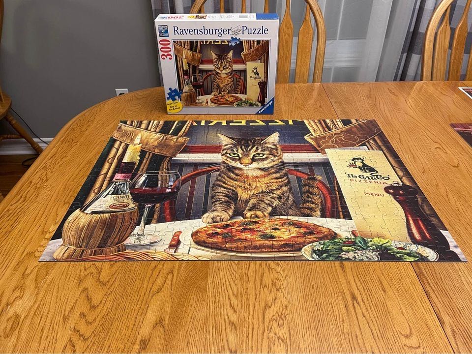 Diner For One - Ravensburger puzzle collectible - Main Image 2