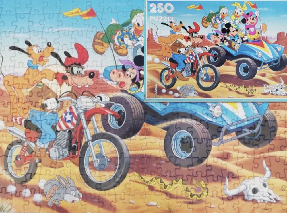 Mickey and Friends 🟦 - Clementoni puzzle collectible - Main Image 4