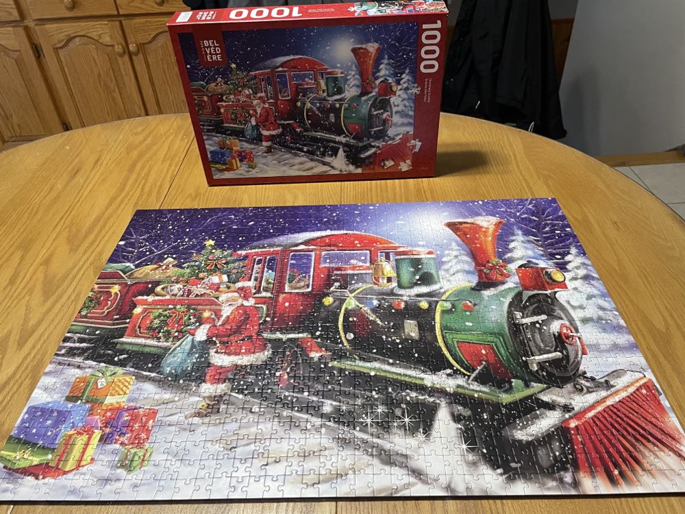 Santa’s Train - Trefl puzzle collectible [Barcode 061152643606] - Main Image 2