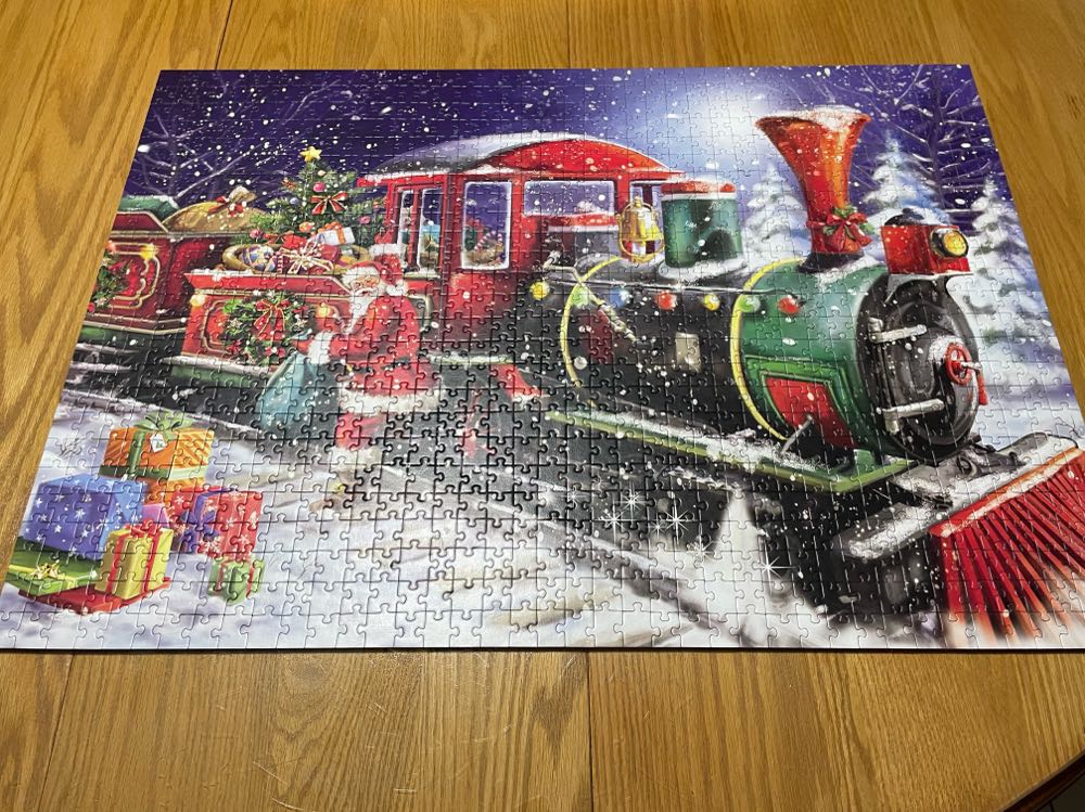 Santa’s Train - Trefl puzzle collectible [Barcode 061152643606] - Main Image 4