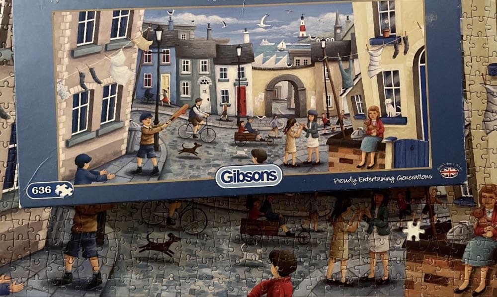 School’s Out - Gibsons puzzle collectible [Barcode 5012269040227] - Main Image 4