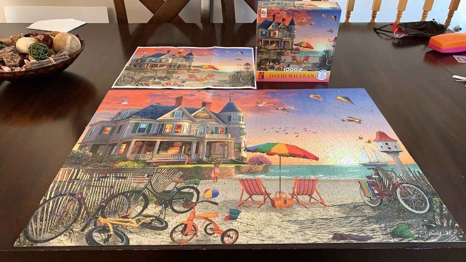 Seaside House - Ceaco puzzle collectible - Main Image 2