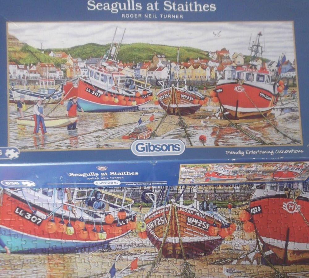 Seagulls At Staithes - Gibsons puzzle collectible [Barcode 5012269040456] - Main Image 4