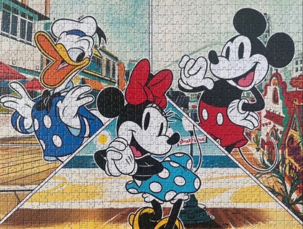 Mickey Mouse 100 - Trefl puzzle collectible [Barcode 2007030039473] - Main Image 4
