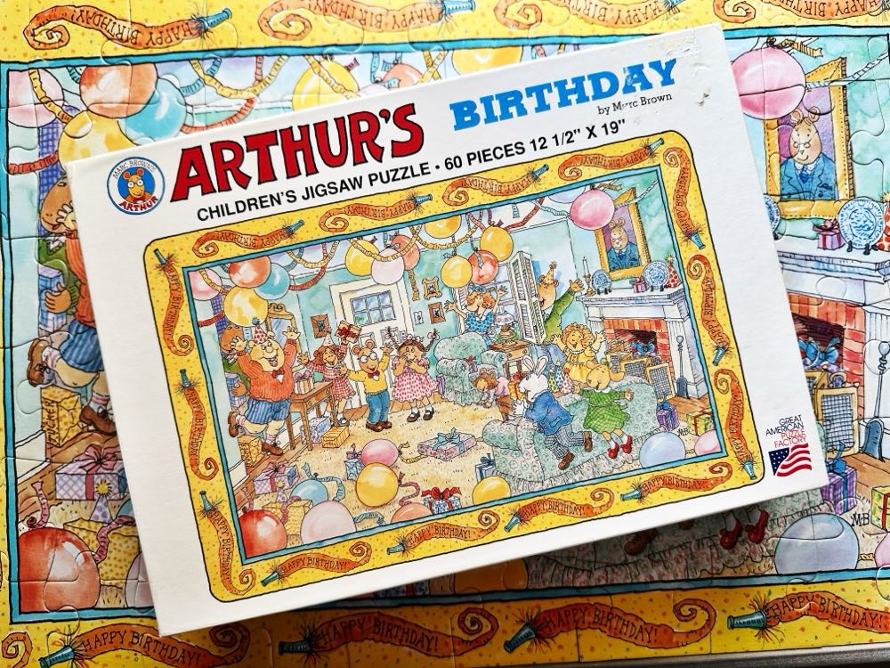 Arthur’s Birthday Puzzle  - Great American Factory Puzzle puzzle collectible [Barcode 010563006449] - Main Image 3