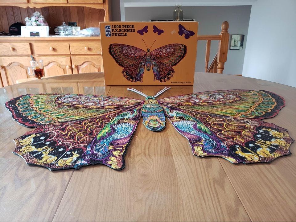 Whimsicle Butterfly - FX Schmid puzzle collectible - Main Image 2