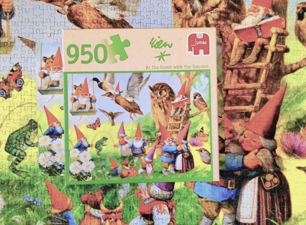At the Forest with the Gnomes - Jumbo puzzle collectible [Barcode 8710126816660] - Main Image 4