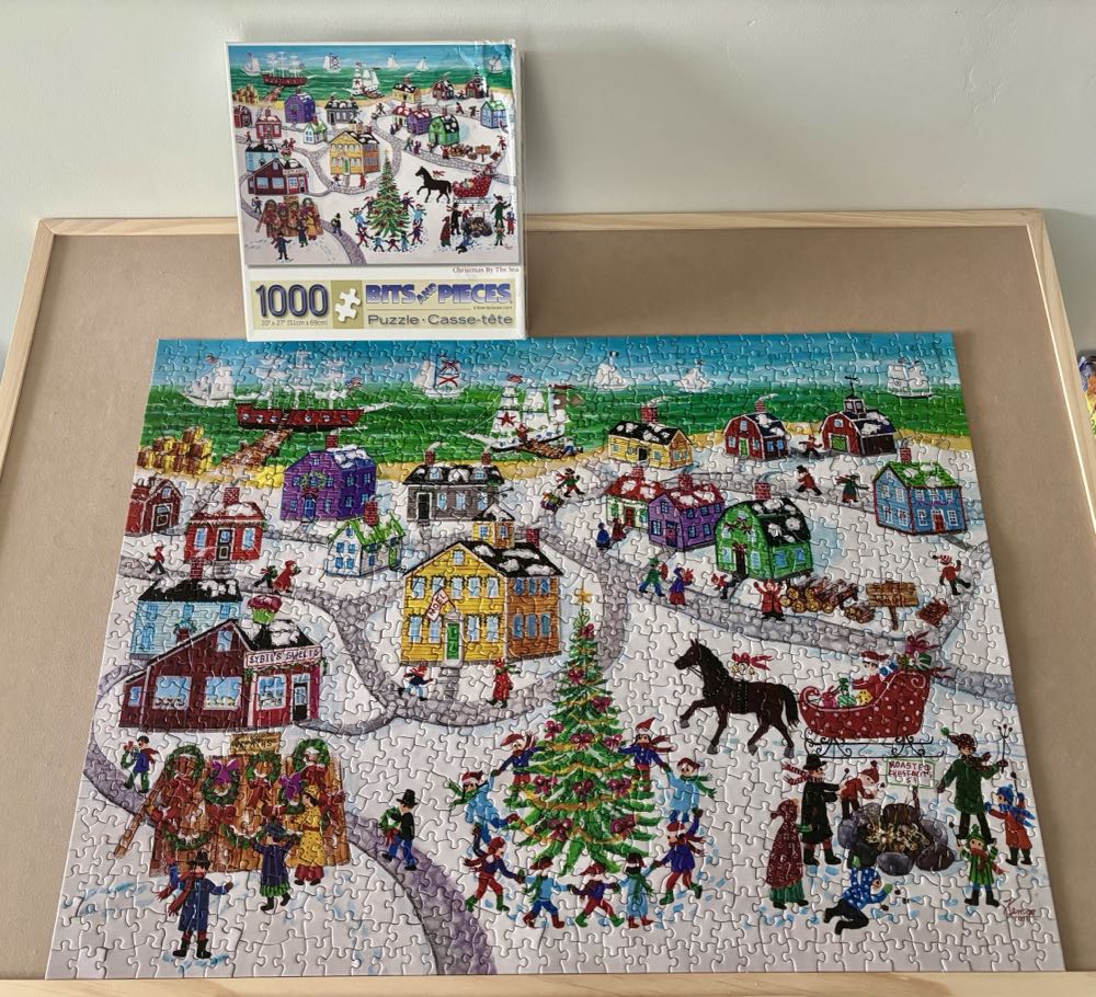 Christmas by the Sea - Bits And Pieces puzzle collectible [Barcode 704812105471] - Main Image 2
