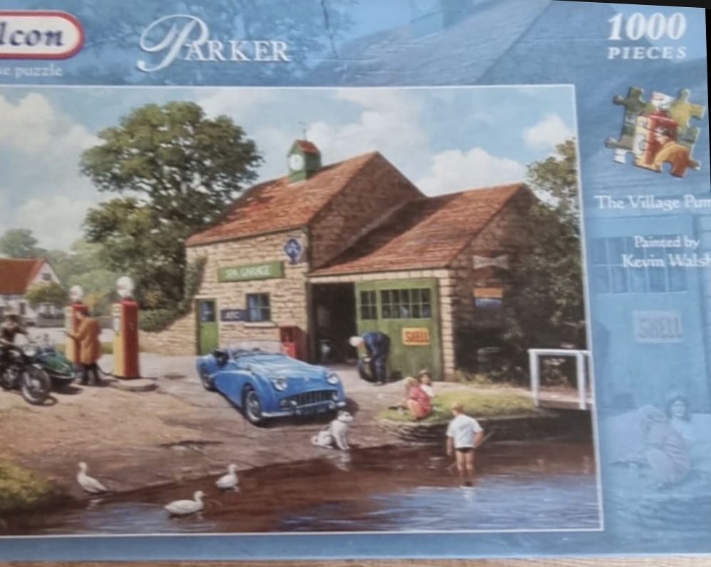The Village Pumping NNK NMOL - Falcon de luxe puzzle collectible - Main Image 1