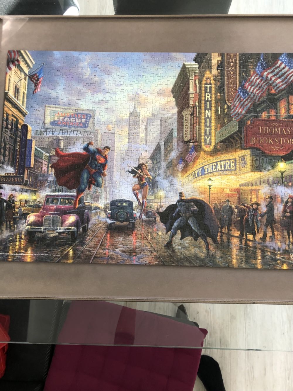 Batman, Superman’s And Wonder Woman - The Trinity I - Schmidt puzzle collectible [Barcode 4001504575892] - Main Image 3