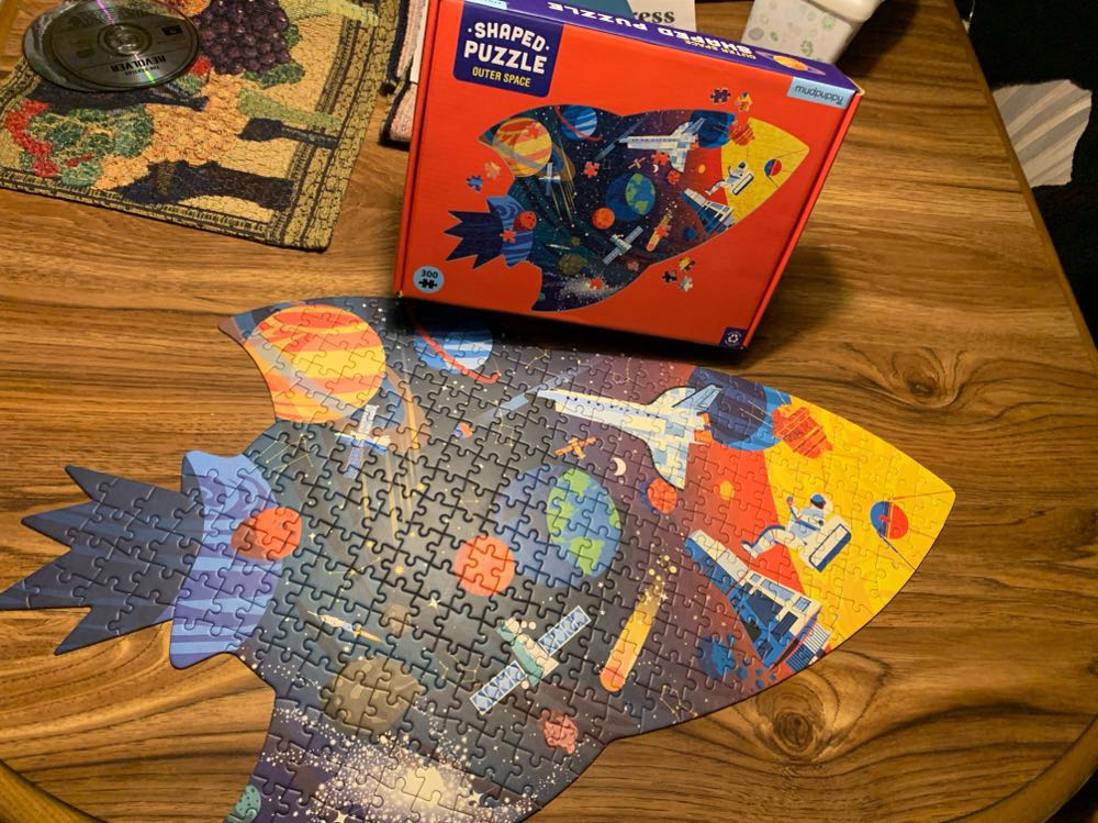 Outer Space Shaped Puzzle - Mudpuppy puzzle collectible [Barcode 9780735363717] - Main Image 2