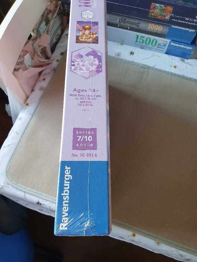 Jasmine : Disney Store Castle Collection  - Ravensburger puzzle collectible - Main Image 2