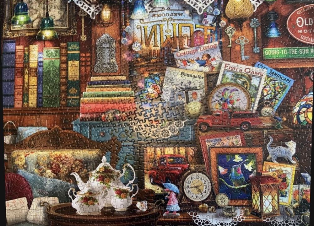 Sunnyside Antiques - Crown point graphics puzzle collectible [Barcode 713755919618] - Main Image 3