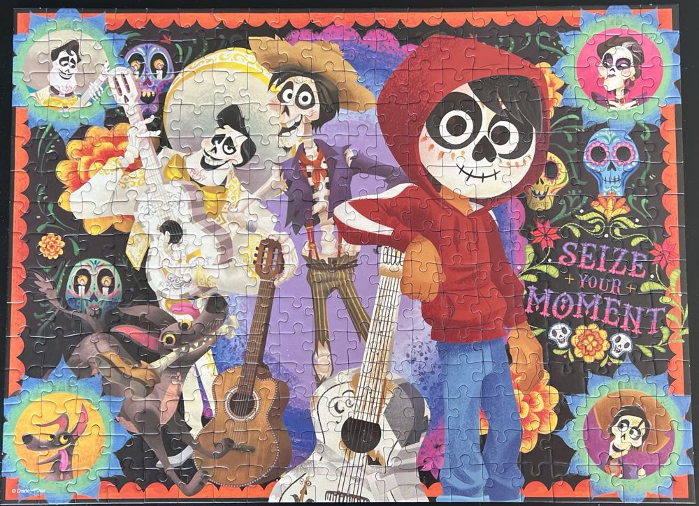 Miguel & Friends - 672, 8/21/24 - Ravensburger puzzle collectible [Barcode 4005556132416] - Main Image 2