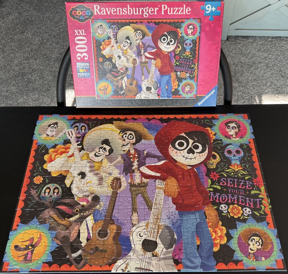 Miguel & Friends - 672, 8/21/24 - Ravensburger puzzle collectible [Barcode 4005556132416] - Main Image 3