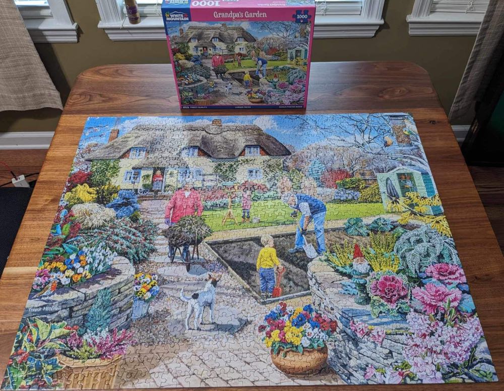 Grandpa’s Garden - White Mountain puzzle collectible [Barcode 724819266401] - Main Image 3