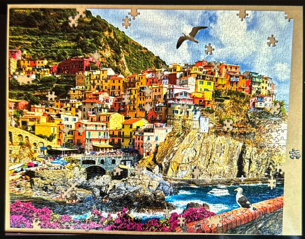 Cinque Terre, Italy - White Mountain Puzzles puzzle collectible [Barcode 724819262465] - Main Image 2