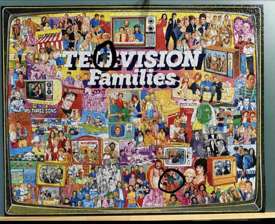TV Families - Sell - White Mountain puzzle collectible [Barcode 724819257560] - Main Image 4