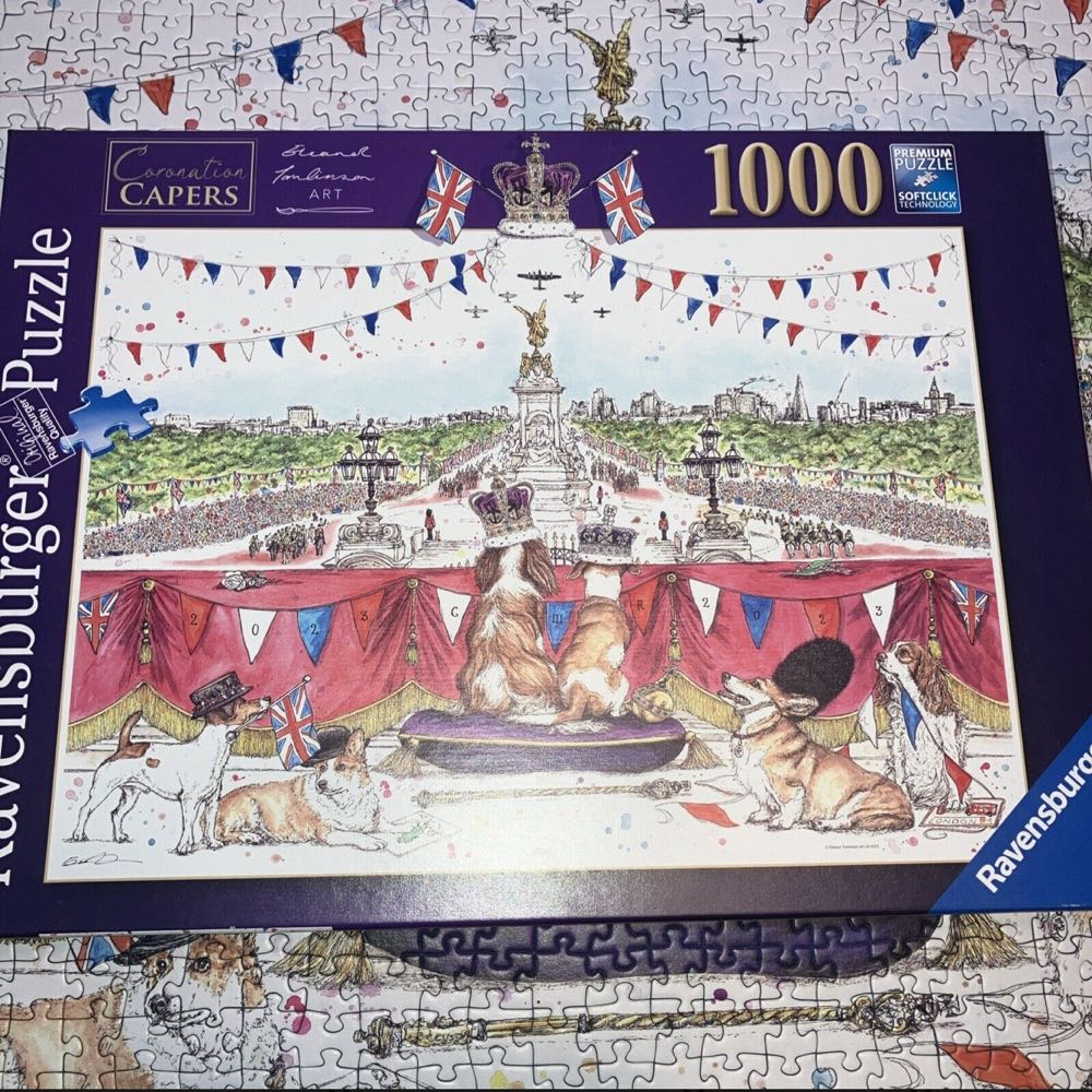 Coronation Capers - Ravensburger puzzle collectible [Barcode 4005556175703] - Main Image 4