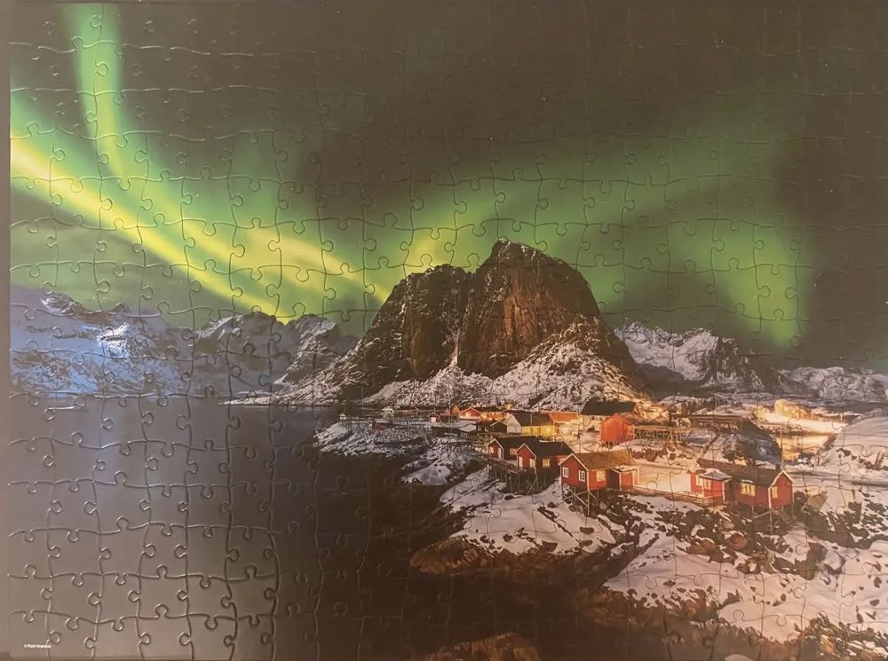 0060 Big Ben: Aurora Borealis Over Norway - Big Ben puzzle collectible [Barcode 778988330999] - Main Image 2