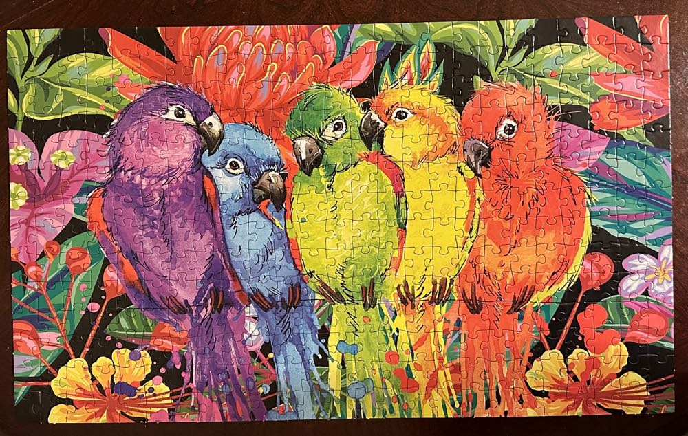 Rainbow Parrots - Cra-Z-Art puzzle collectible [Barcode 639277558824] - Main Image 3