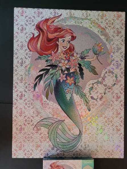 Disney: Little Mermaid - Ceaco puzzle collectible [Barcode 021081241809] - Main Image 2