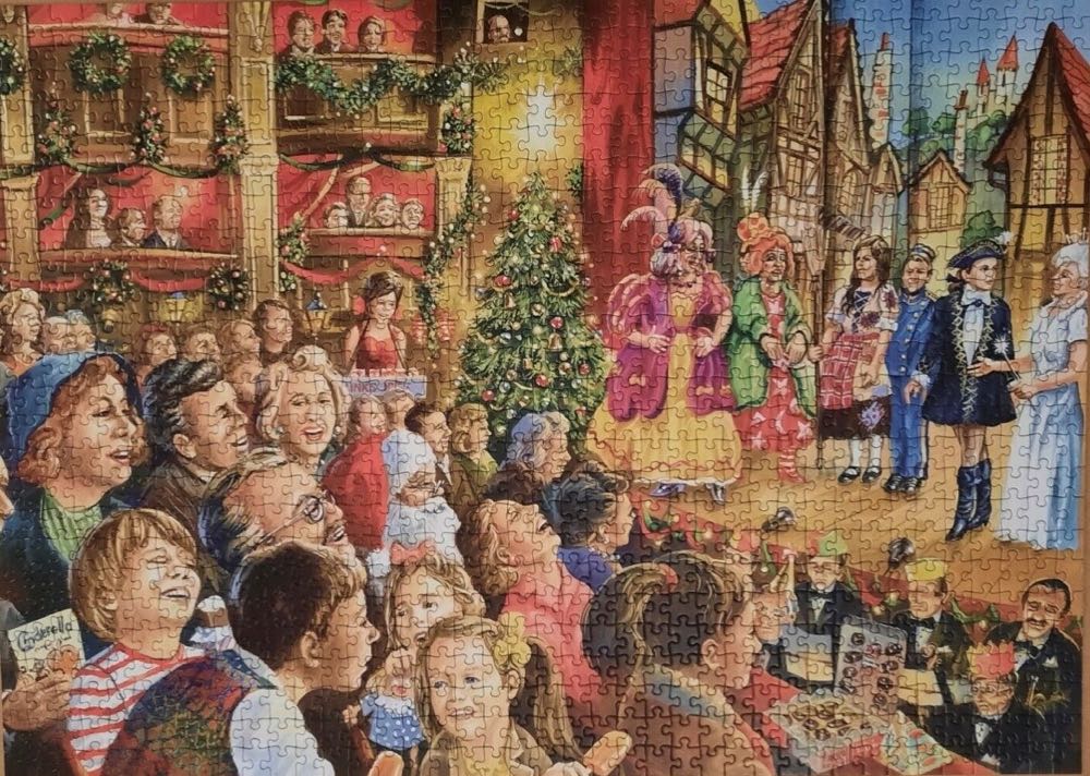 Christmas Pantomime - Falcon de luxe puzzle collectible [Barcode 8710126110829] - Main Image 3