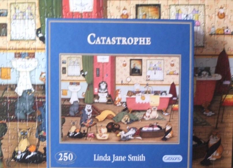 Catastrophe - Gibsons puzzle collectible [Barcode 5012269021141] - Main Image 4