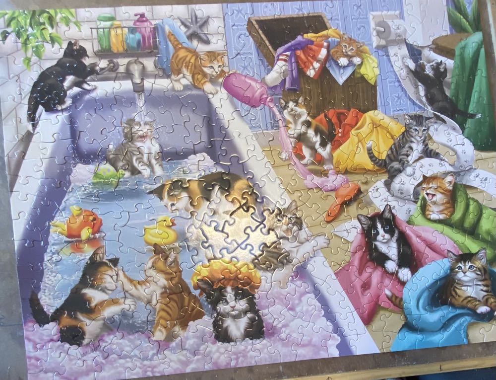 Bathtime Mischief - Bits & Pieces puzzle collectible [Barcode 192949048165] - Main Image 2