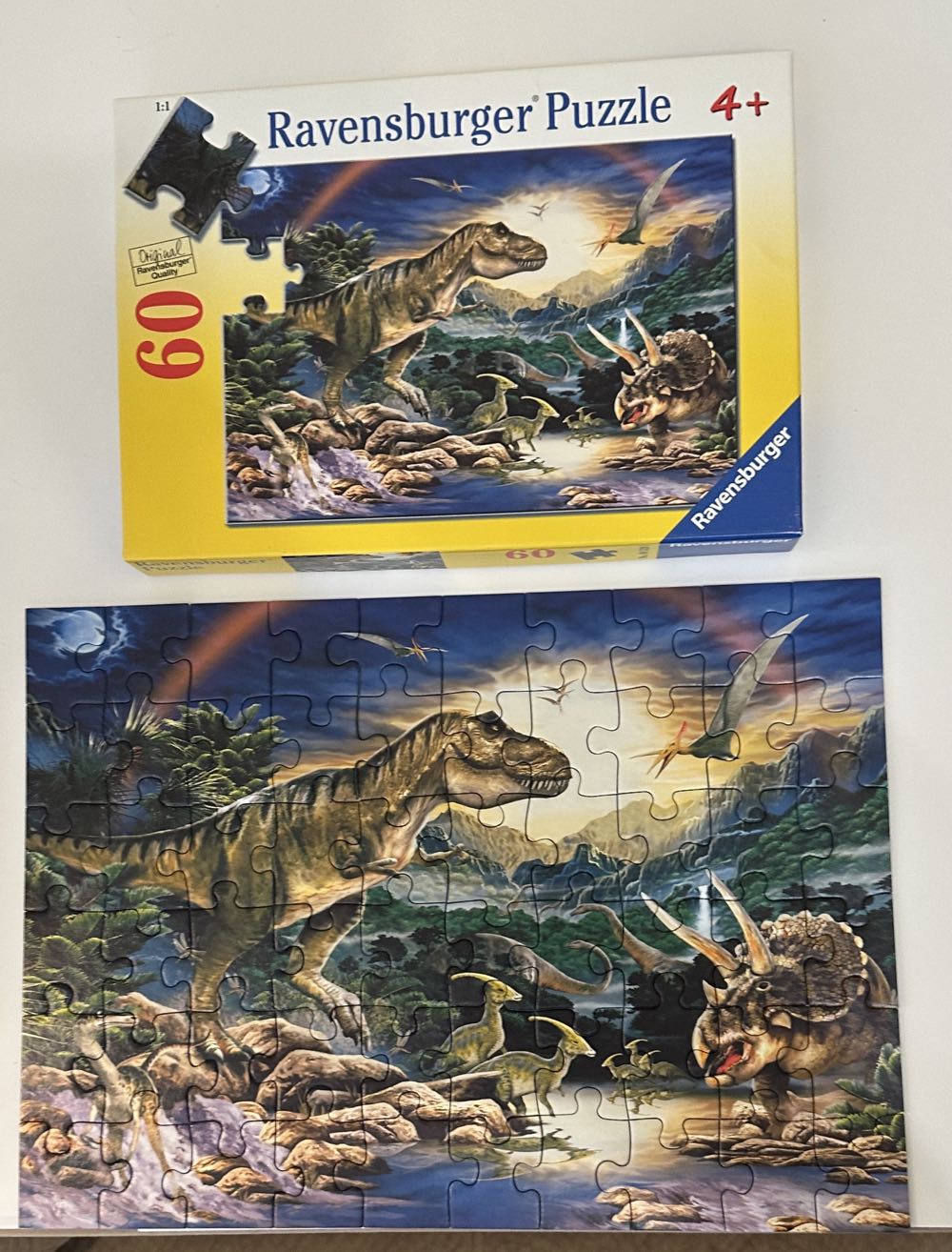 Dinosaur Times (SOLD) - Ravensburger puzzle collectible [Barcode 4005556095285] - Main Image 3