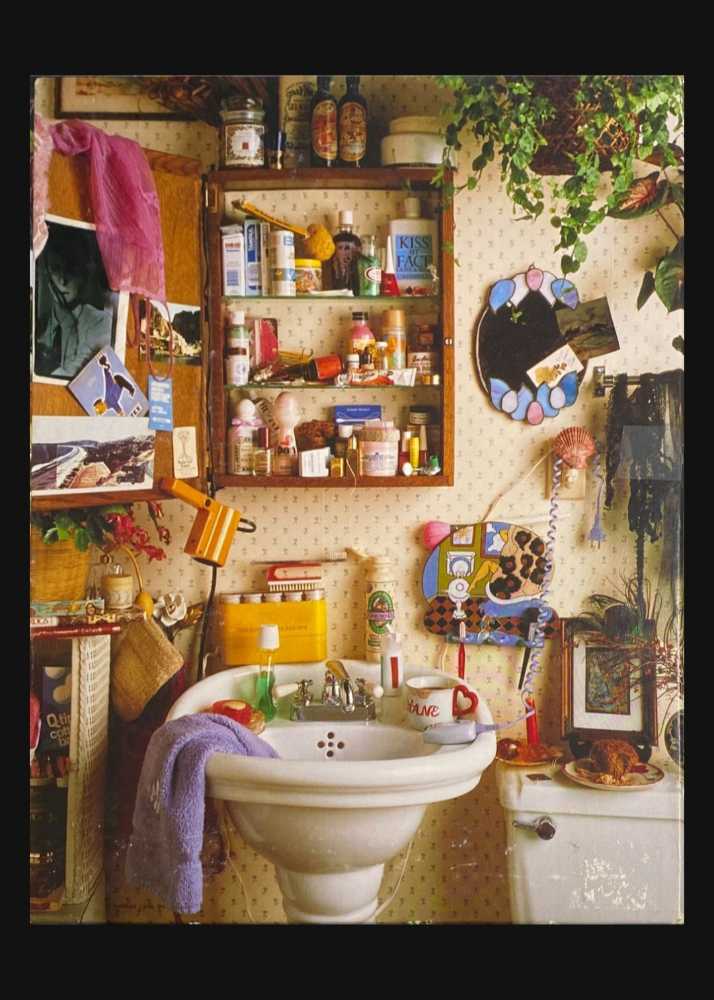 Bathroom, Sweet Bathroom! - Springbok puzzle collectible [Barcode 070000017438] - Main Image 2