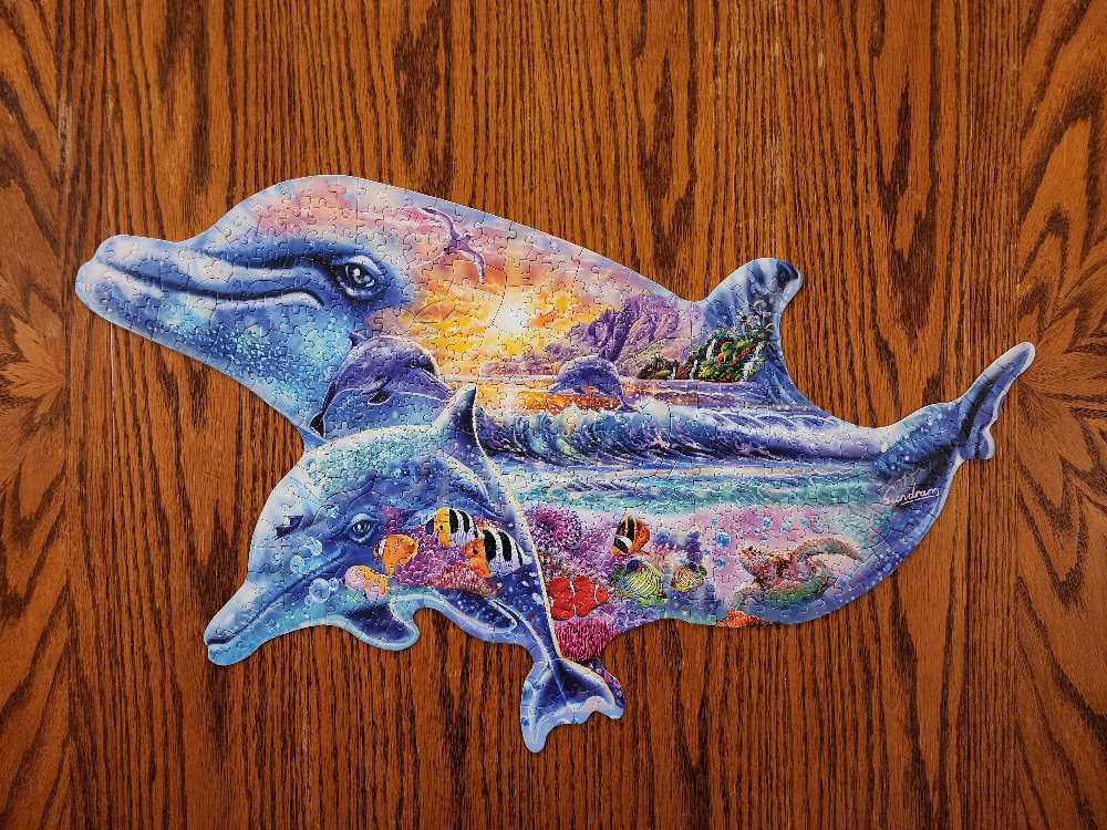 Dolphin Shaped Puzzle - Ceaco puzzle collectible [Barcode 021081241403] - Main Image 2