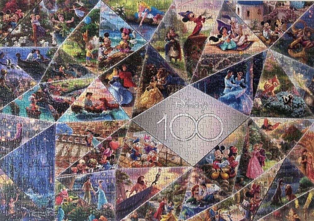 Disney 100th Celebration Mosaic - Schmidt puzzle collectible [Barcode 4001504575960] - Main Image 3