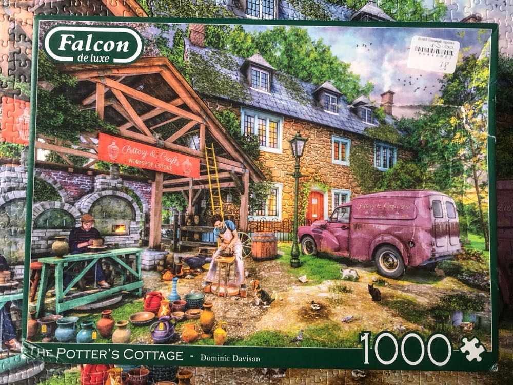 The Potters Cottage - Falcon de luxe puzzle collectible [Barcode 8710126114018] - Main Image 4